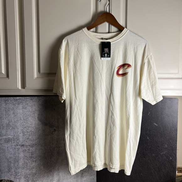 NBA T-shirts Cleveland Cavaliers Nike - Picture 1 of 7
